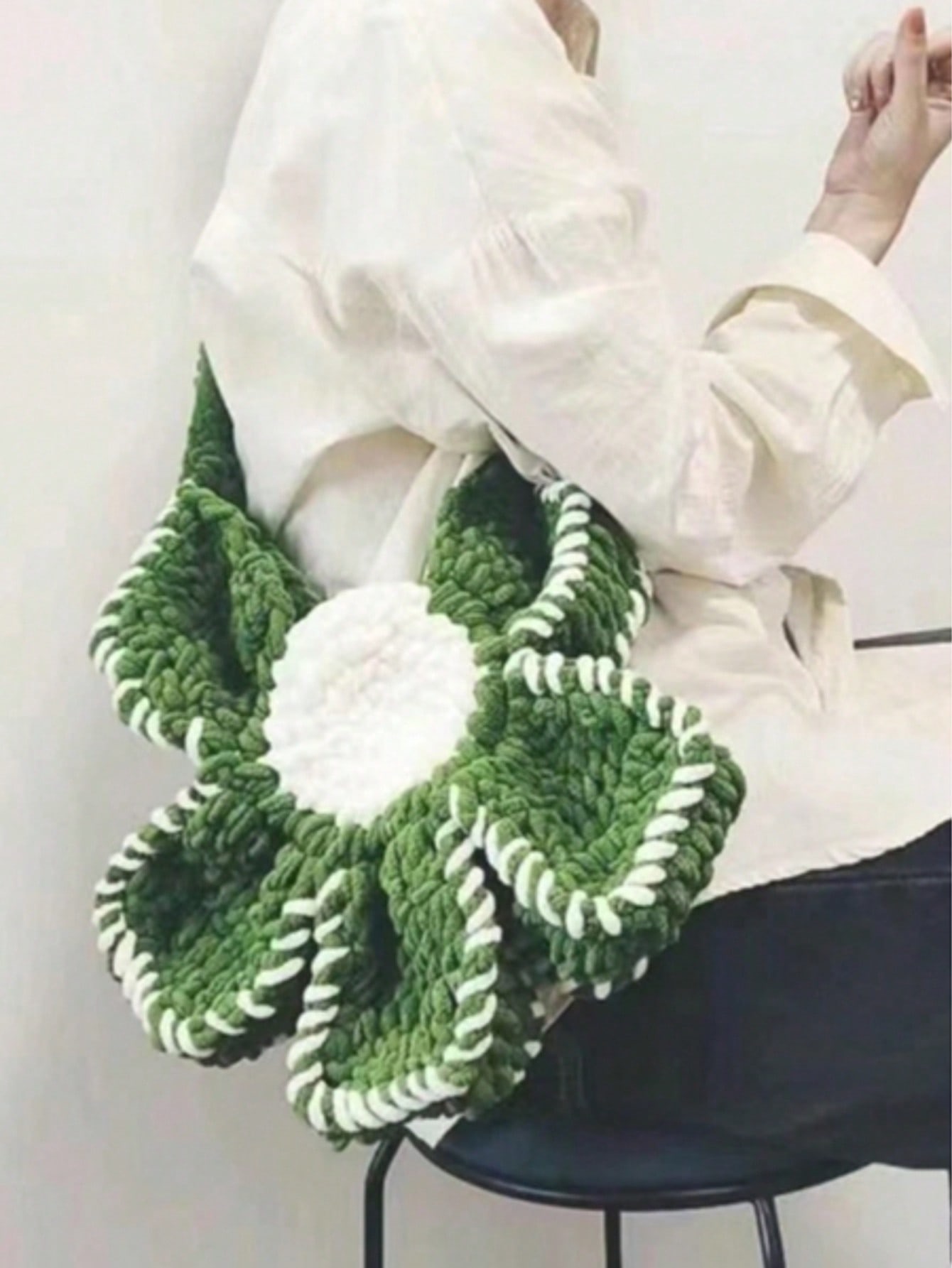 کیف بافتنی گل