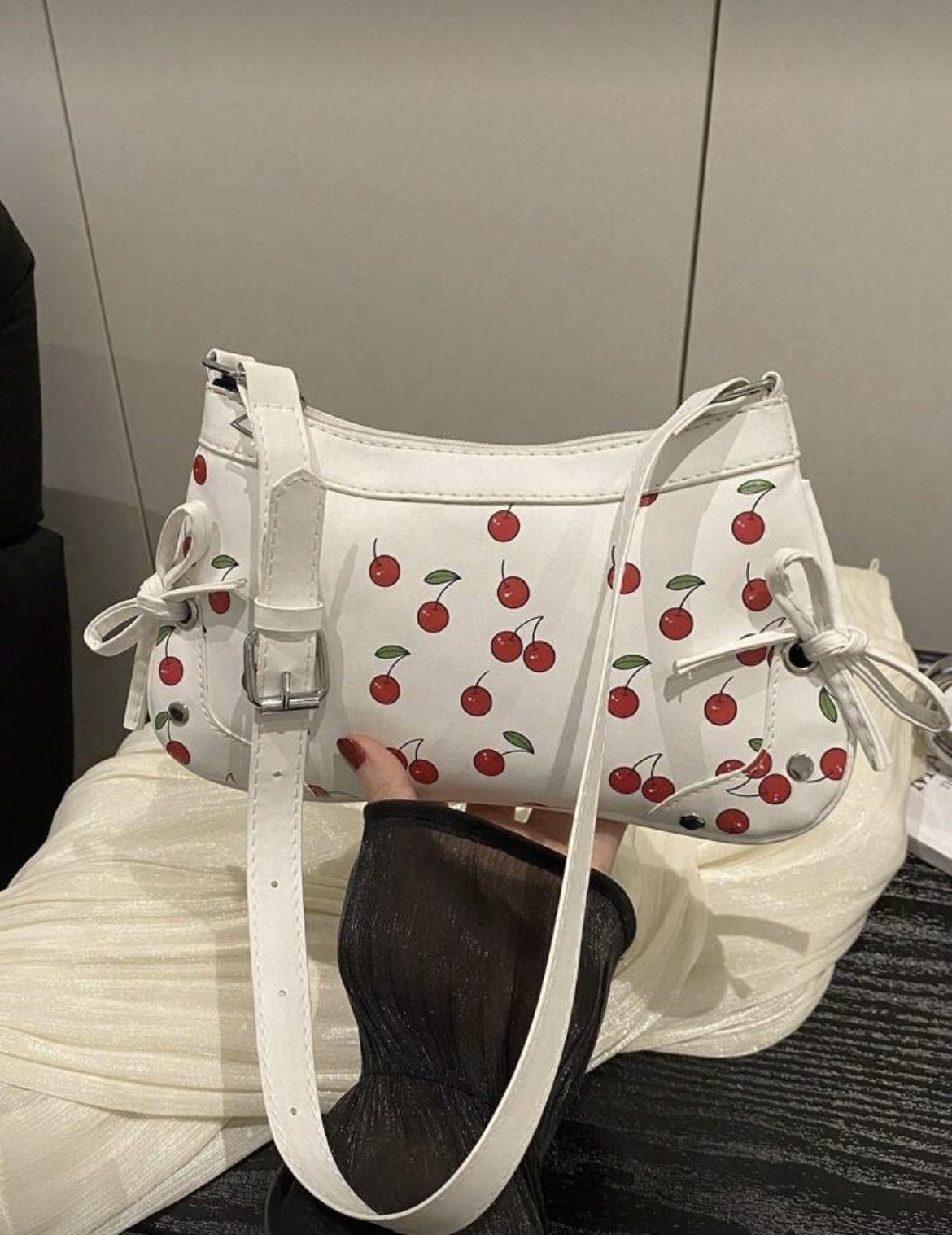 کیف چرم آلبالویی